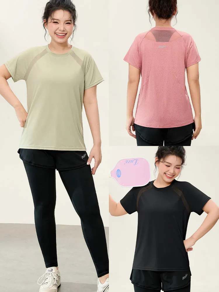 девушка в майке