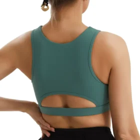 Зеленые брюки для тренировок с недоуздком